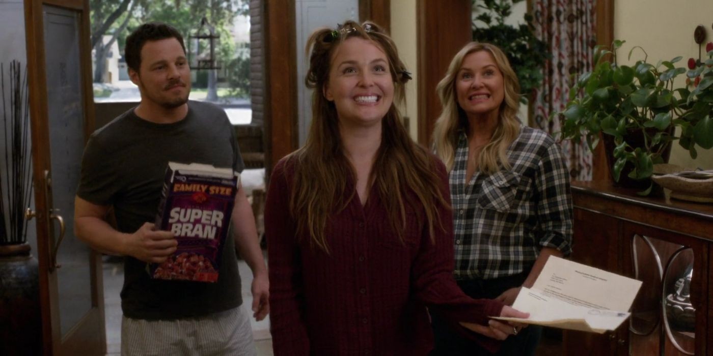 Alex Karev and Arizona Robbins with Jo Wilson on Alex