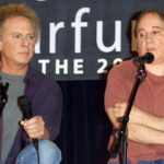 Art Garfunkel (left) and Paul Simon in 2003