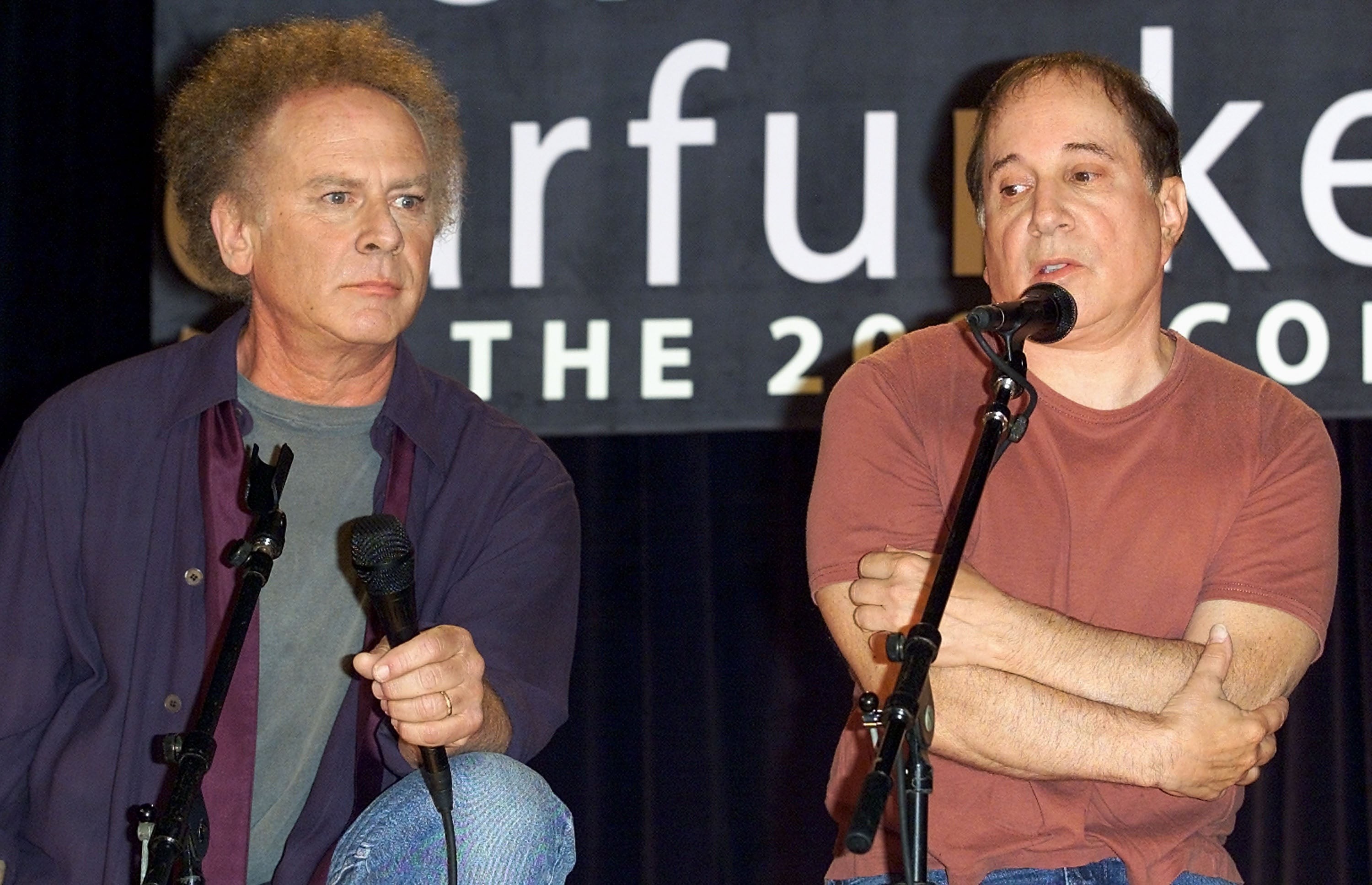 Art Garfunkel (left) and Paul Simon in 2003