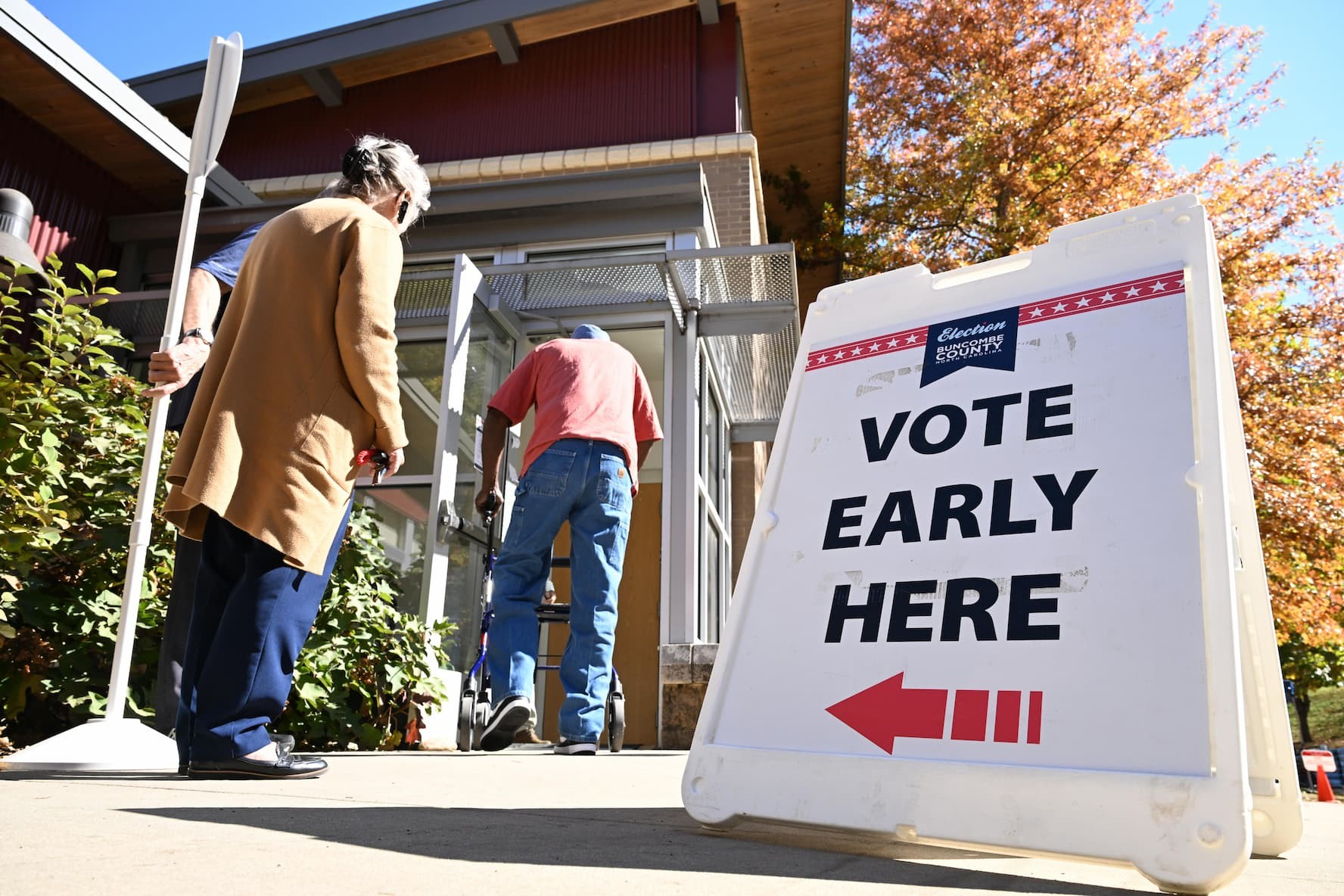 Voters cast their ballots at a polling station during the 2024 election.