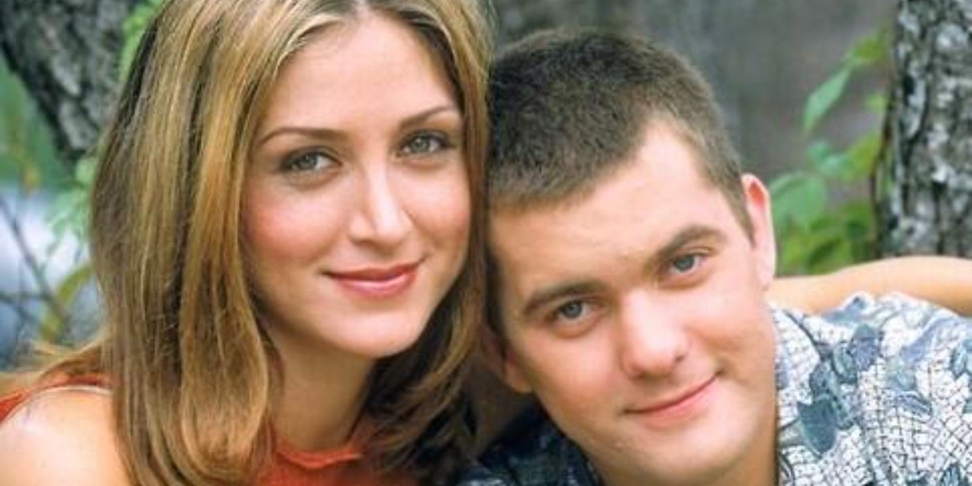 Gretchen Witter (Sasha Alexander) in Dawson's Creek, highlighting her early career and versatility as an actress